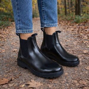 Aquatherm Leather Water Resistant Insulated Chelsea Boots